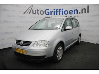 Volkswagen Touran 2.0-16V FSI Trendline nette MPV met trekhaak