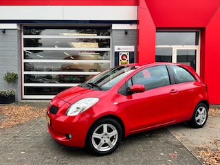 Toyota Yaris 1.3 VVTi Sol MMT