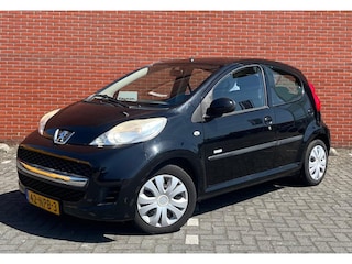 Peugeot 107 1.0 12V 68PK 5D XR Airco