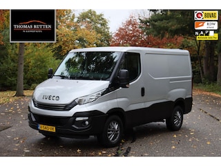 Iveco Daily 35S14V 2.3 300 H1 2019 | Airco | Parkeersensoren | Cruise Control | Stuurwiel Bediening | 2 Sleutels | Boejes | Elektrische Ramen | Elektrisch Verstelbare Spiegels
