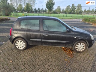 Renault Clio 1.2-16V Authentique Basis