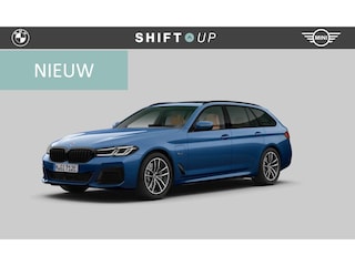 BMW 5-serie Touring 530e M-Sport | Panoramadak | Driving Assistant Professional | Hifi | Elektr. Trekhaak