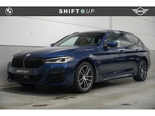 BMW 5-serie Touring 530e M-Sport | Panoramadak | Driving Assistant Professional | Hifi | Elektr. Trekhaak