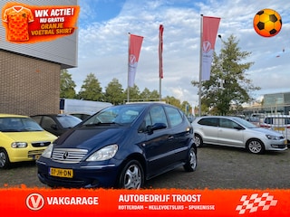 Mercedes-Benz A-klasse 140 Elegance Lang,Apk 21-07-2026,Trekhaak,Uitneembare Achterbank,Cruisecontrol,Elektrischpakket,Radio cd met Aux Aansluiting15 Inch Lmv