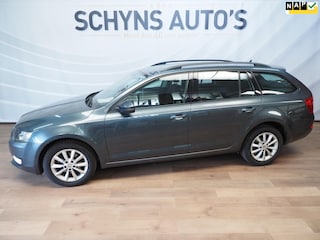 Skoda Octavia Combi 1.4 TSI Greentech Ambition Business INCL. BTW+BPM Navi/Parkdistance/Trekhaak/6-Versnellingen