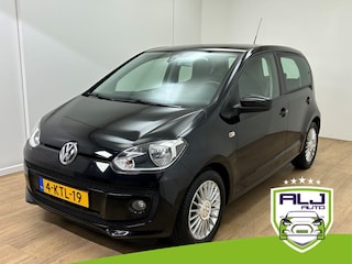 Volkswagen Up Occasion 1.0 high up! BlueMotion | Zwart | Airco | Aux | Tweedehands Volkswagen Up! | Leuke licht metalen velgen