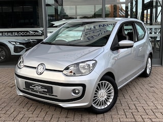 Volkswagen Up 1.0 HIGH UP! BLUEM. TOM TOM AIRCO LMV