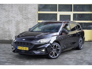 Ford Focus Wagon 1.5 EcoBlue ST-Line X Business BJ2020 Lmv 18" | Led | Pdc | Navi | Keyless entry | Panoramadak | Sideskirts | Elek. trekhaak | Elek. achterklep | Achteruitrijcamera | App-Connect | Virtual cockpit | Climate control | Cruise control | Sportstoelen