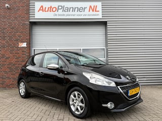 Peugeot 208 1.2 PureTech Style! 5-Deurs! Airco! Cruise! Navi!