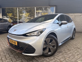 Cupra Born Business 62 kWh car play/navi/cruise/achteruitrij camera/clima
