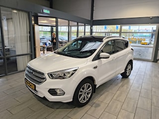 Ford Kuga 1.5 EcoBoost Trend Ultimate | Trekhaak | Navi | Clima | Cruise | Stoelverw. | Voorruitverw. | 1800 kg trekgew.