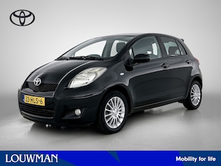 Toyota Yaris 1.3 VVTi Dynamic | Parkeersensoren | Airco | LMV |