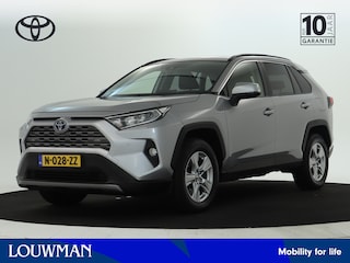 Toyota RAV4 2.5 Hybrid AWD Active | 1650KG | Lederen bekleding | Winterpakket | Parkeersensor voor en achter |