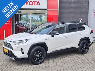 Toyota RAV4 2.5 Hybrid AWD Bi-Tone TREKHAAK 1650KG TREKGEWICHT PDC STUUR EN STOELVERWARMING