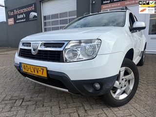 Dacia Duster 1.6 Lauréate 2wd van 2de Eigenaar met airco en bluetooth telefoon / media