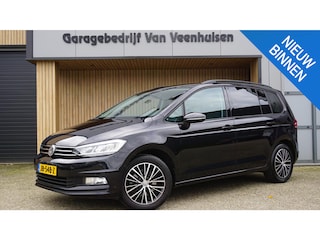 Volkswagen Touran 1.4 TSI 150pk Comfortline Business DSG 7-Zits LED Elek.Trekhaak Clima Navi App-Connect Adaptive Cruise Control 17inch LM *Complete Touran*