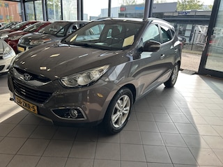 Hyundai ix35 2.0i Business Ed. Eerste Eig Pana NAVI BJ 2013 !!!