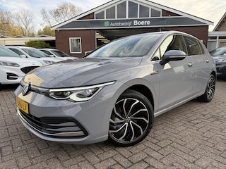 Volkswagen Golf 1.5 TSI Style Navi, Carplay, Led