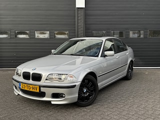 BMW 320i 150PK Automaat | Schuif/kantel dak | Clima | Cruise | PDC | €3.499,-