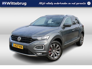 Volkswagen T-Roc 1.5 TSI 150pk Sport DSG Automaat / Panorama dak / LM 17 inch / LED/ Elektrische klep / Navigatie / Camera / Parkeersensoren