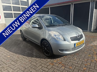 Toyota Yaris 1.3 VVTi Sol