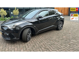 Toyota C-HR 1.8 Hybrid Bi-Tone