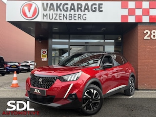Peugeot 2008 1.2 PureTech GT-Line // NAVI // TREKHAAK// ADAPTIVE CRUISE // CAMERA // SCHUIF-KANTEL DAK