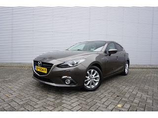 Mazda 3 2.0 GT-M Climate / Navi / Cruise / Stoelverw. / Leder / Trekhaak / Parkeers. / NAP
