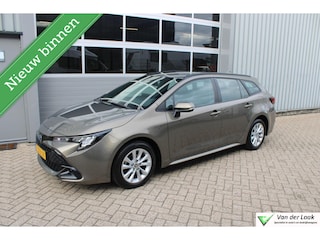 Toyota Corolla Touring Sports Hybrid 140 Active 1e Eig | NL Auto | Boekjes.