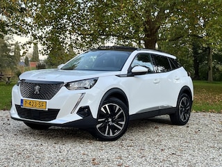 Peugeot 2008 1.2 Turbo Automaat, Carplay, Panorama, Trekhaak