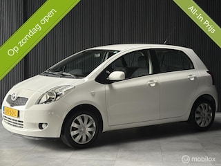 Toyota Yaris 1.3 VVT-i Automaat – 5-deurs – Slechts 118.006 km!