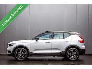 Volvo XC40 1.5 T3 R-Design Automaat|Panorama|360|Trekhaak|