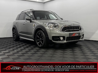 Mini Countryman 2.0 Cooper S E ALL4 Pepper Half leder, Navi, Parkeersensoren, Cruise control, Stoelverwarming, Clima, Lichtmetalen velgen