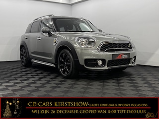 Mini Countryman 2.0 Cooper S E ALL4 Pepper Half leder, Navi, Parkeersensoren, Cruise control, Stoelverwarming, Clima, Lichtmetalen velgen