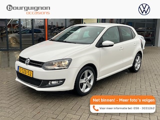 Volkswagen Polo 1.2 TSi Automaat Highline Edition | Navigatie | Parkeersensoren | Bluetooth | 16 Inch | Slechts 43.718 KM!! | 1e Eigenaar | Dealeronderhouden!
