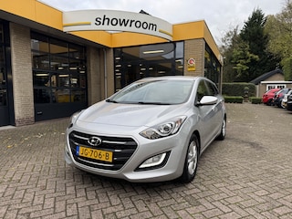 Hyundai i30 Wagon 1.6 GDi Comfort Climate Control Navi Camera