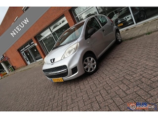 Peugeot 107 1.0-12V XS Airco