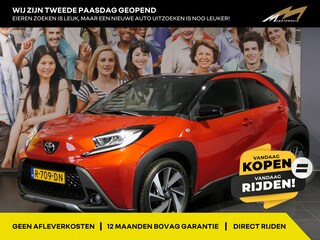 Toyota Aygo 1.0 VVT-i MT Limited *Camera & sensoren v+a* - Draadloze telefoonlader, bluetooth, LMV 18", half leder/stof bekleding