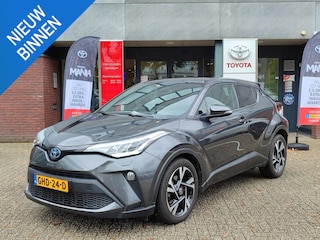 Toyota C-HR 1.8 HYBRID STYLE TREKHAAK 4S-BANDEN STOEL/STUURVERW NAVI KEYLESS CAMERA PARK-SENSOREN APPLE/ANDROID CLIMA AD-CRUISE BLUETOOTH