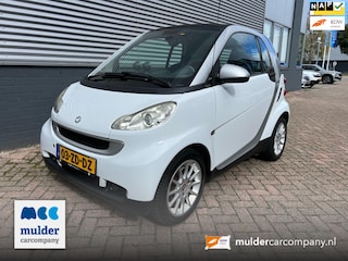 Smart Fortwo coupé 1.0 Pulse Automaat / Airco / Youngtimer / Car Play / LM velgen / Ned Auto / MCC / Gouda