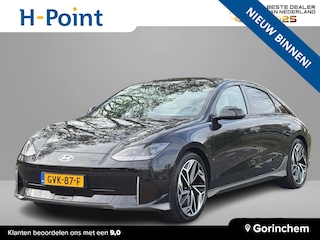 Hyundai Ioniq 6 Lounge 77.4 kWh | Lichte lederen bekleding | Warmtepomp & V2L | Geïntegreerde navigatie | Apple Carplay & Android Auto | Adaptieve Cruisecontrol | Camera | Warmtepomp | Stoel & stuur verwarming | Premium audio BOSE |