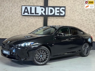 BMW M235i xDrive 306 PK |M-sport Pro | Keyless | Harman/Kardon | Camera | schaalstoelen