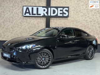 BMW M235i xDrive 306 PK |M-sport Pro | Keyless | Harman/Kardon | Camera | schaalstoelen