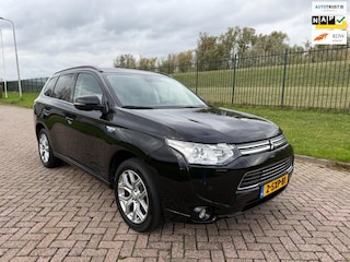 Mitsubishi Outlander 2.0 PHEV Instyle+
