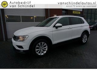 Volkswagen Tiguan 1.4 TSI ACT DSG COMFORTLINE BUSINESS KEURIGE NETTE STAAT! AFN.TREKHAAK STOEL+STUURVERWARMING NAVI ANDROID/APPLECARPLAY ALCANTARA 17INCH PRIVACYGLAS ADAPTIEVE CRUISE ENZ...