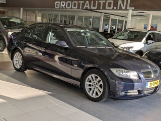 BMW 318i Automaat Airco, Cruise Control, Stuurbekrachtiging