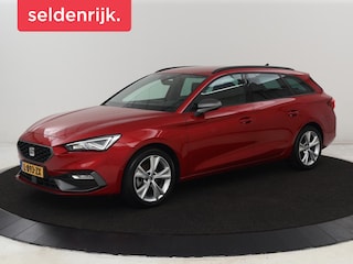Seat Leon 1.5 TSI FR Business Intense | Trekhaak | Carplay | Adaptive cruise | Navigatie | Sportstoelen | Camera | Dodehoek detectie | Parkeerhulp | DAB | Full LED