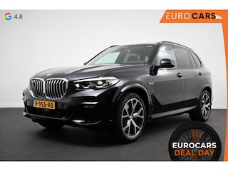 BMW X5 xDrive45e 394pk High Executive M-Sport PHEV 6 cilinder Panoramisch schuif-kantel dak Harman Kardon Head up display Lederen bekleding Electrische verstelling comfort stoelen