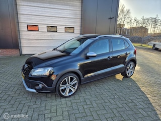 Volkswagen Polo 1.2 TSI Cross