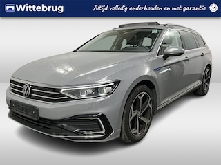 Volkswagen Passat Variant 1.4 TSI PHEV GTE Business / AUTOMAAT/ PANO/ LEDER/ ADAPT. CRUISE/ DIGITAL DASH/ APP-CONNECT/ NAVI/ PARK. SENSOREN + CAMERA/ CLIMA/ STOEL-STUUR VERWARM.